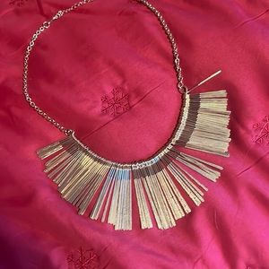 Beautiful gold tone necklace
